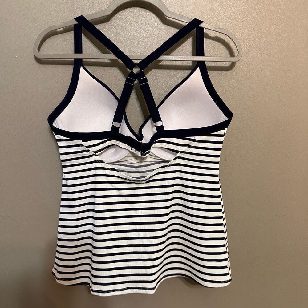 Lolë Caribbean Tankini Top size large - Picture 3 of 6